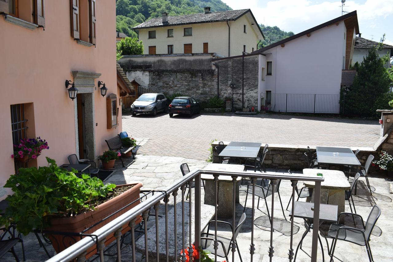 Italo-Svizzero Hotel เคียเวนนา ภายนอก รูปภาพ