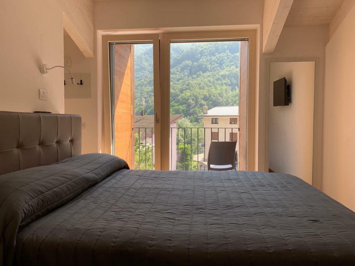 Italo-Svizzero Hotel เคียเวนนา ภายนอก รูปภาพ